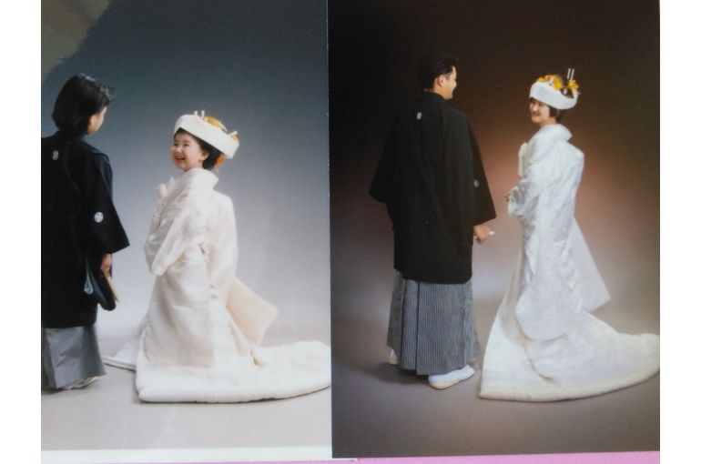 角かくし後ろ姿